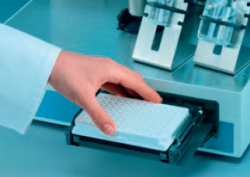 microplate luminometer